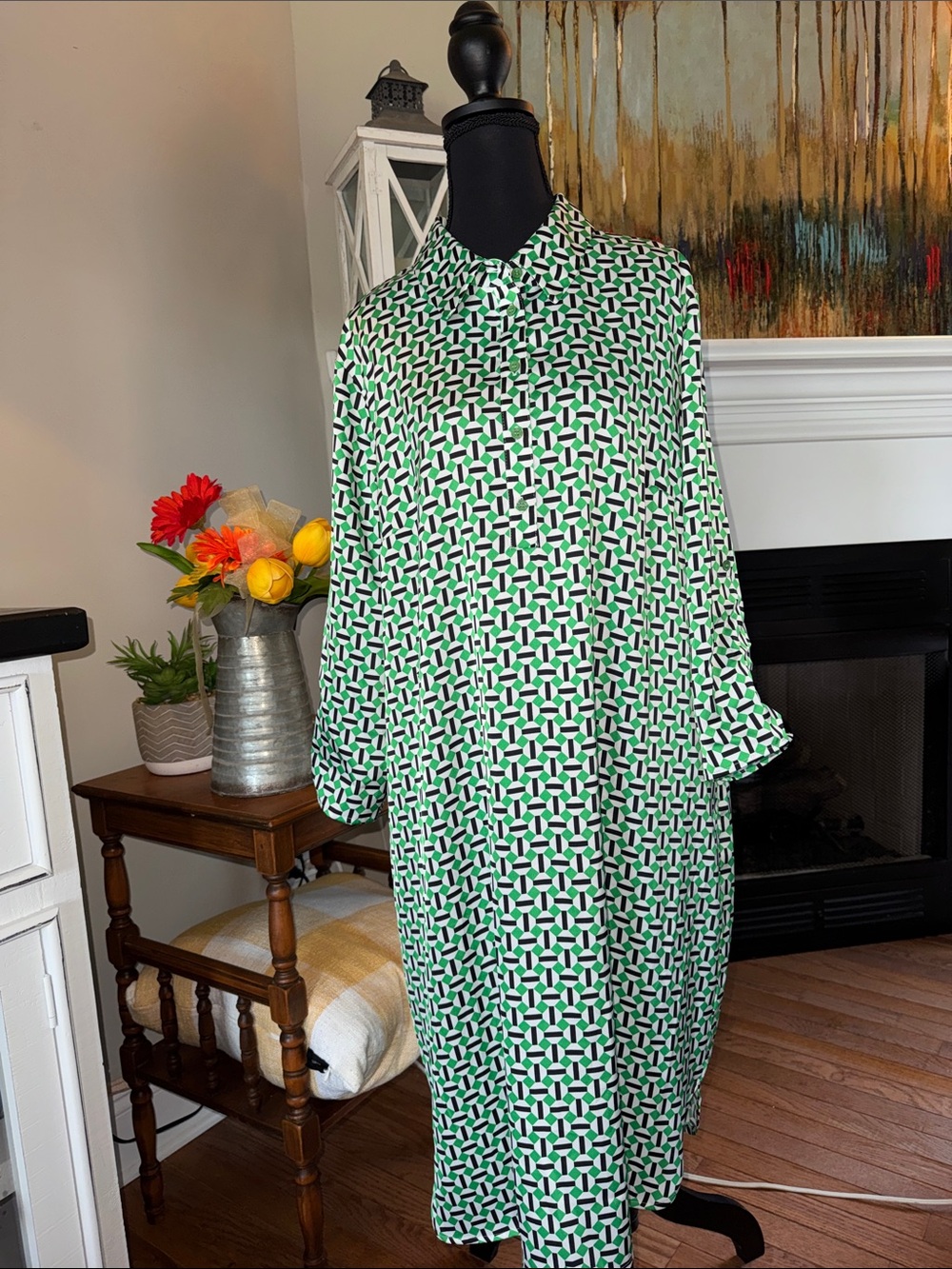 The Limited Green&Black Geometric Print Midi Dress w/collar and button details
